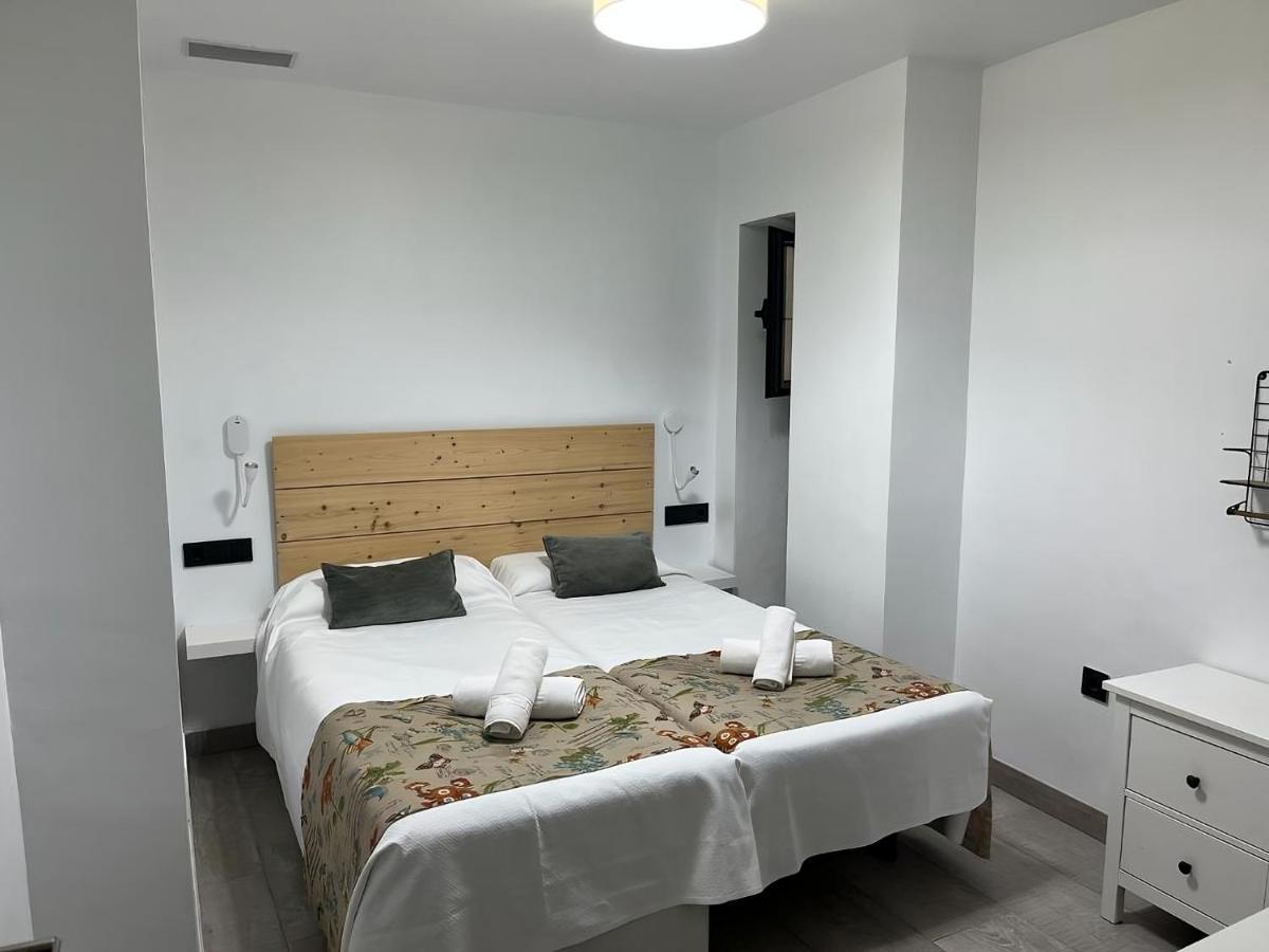 Apartamentos Living Sevilla Centro Maestranza Dış mekan fotoğraf